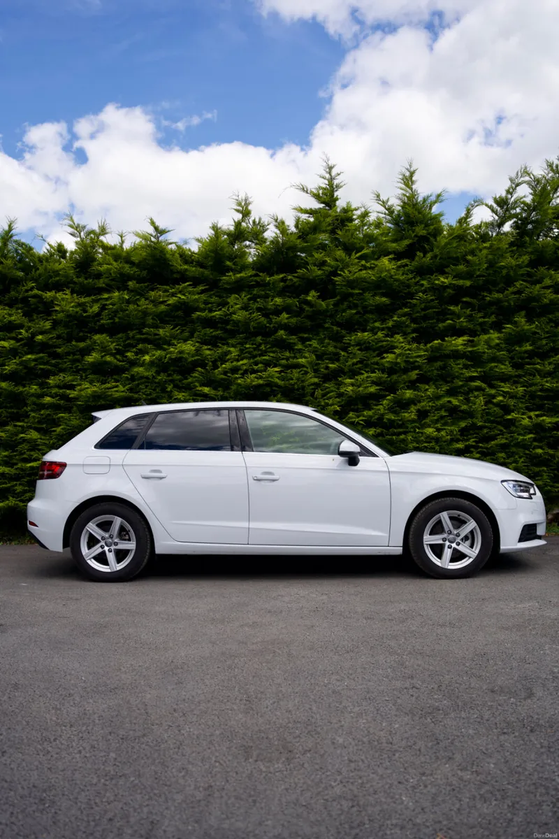 Audi A3 Sportback 2021-EXTREMELY LOW MILEAGE - Image 5