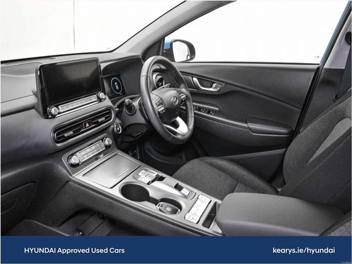 Hyundai KONA EV Premium 64KWH - Image 5