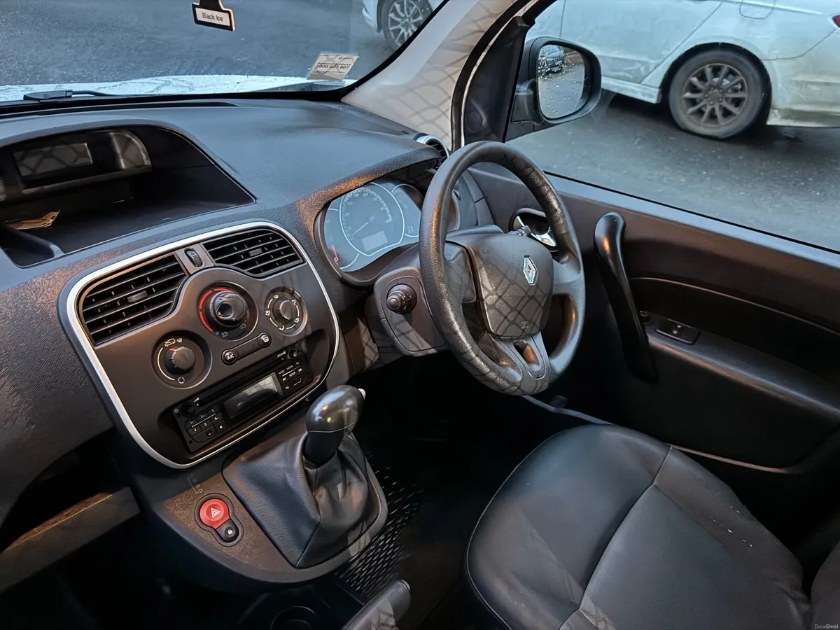 Renault Kangoo 2020 maxi EV - Image 3