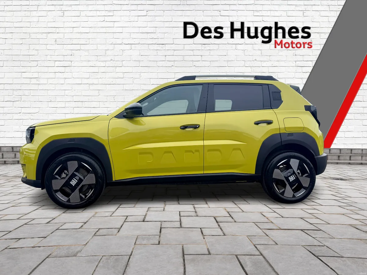 Fiat Grande Panda La Prima Ev 54 kWh - Image 4