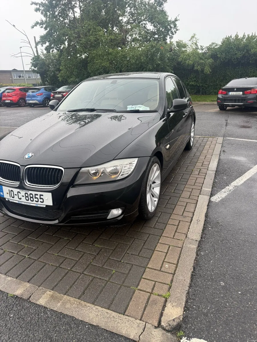 Car - Image 2