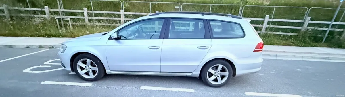 VW Passat Estate - Image 2