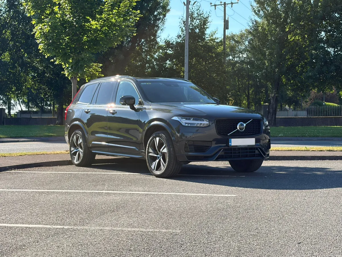 211 Volvo XC90 T8 R-Design 390 AWD 7 Seats Hybrid - Image 1