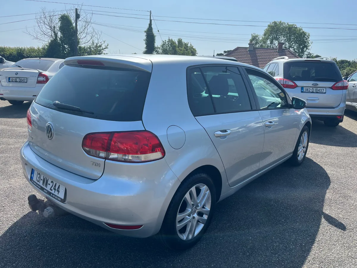 Volkswagen Golf 2013 - Image 2