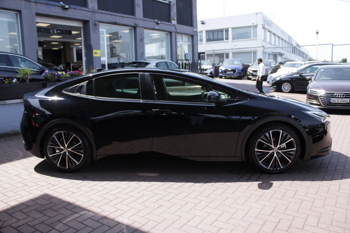 2023 TOYOTA PRIUS 1.8 SELF-CHARGING 4DR AUTO - Image 3