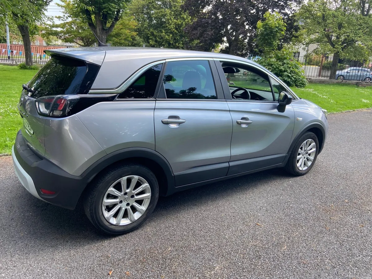 Opel Crossland  2022 - Image 2