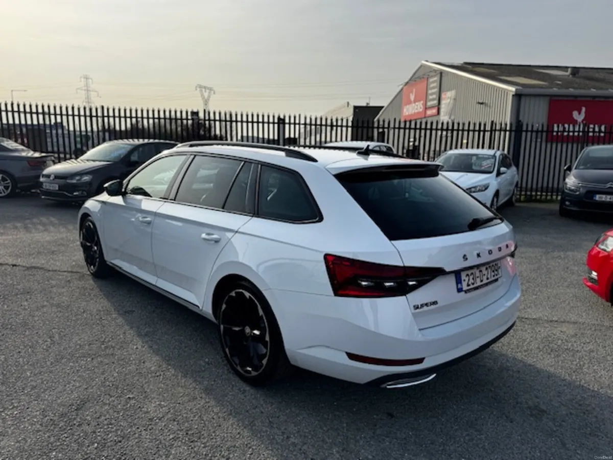 SUPERB ESTATE SPORTLINE 2.0 TDI 150HP DSG AUTO - Image 6