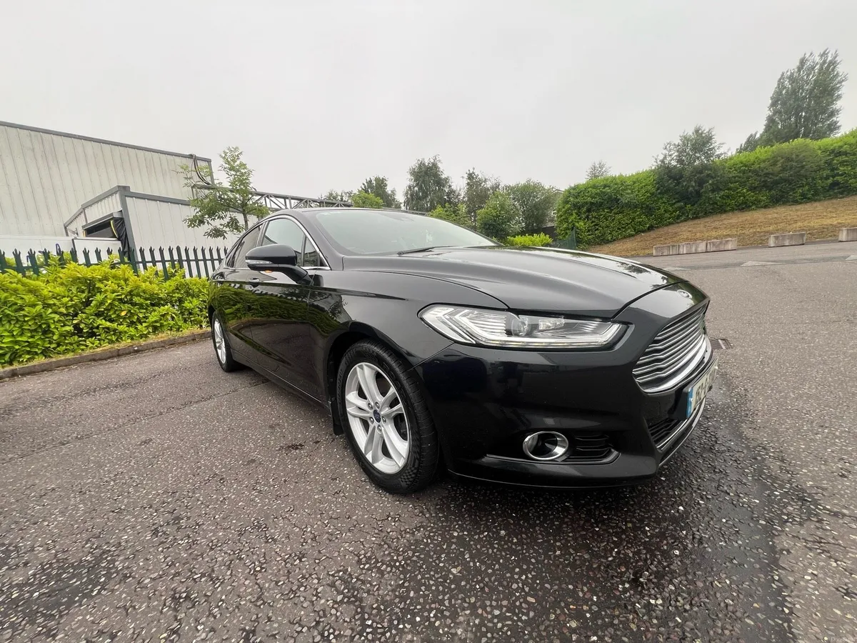 2015 Ford Mondeo 2.0 TDCI Top Spec Model - Image 5