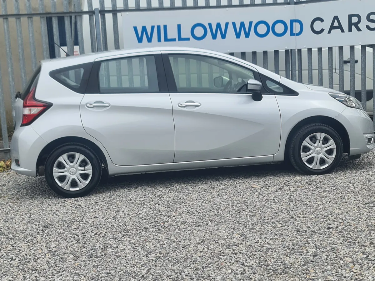 Nissan Note 1.2 cvt auto 2017 low kms - Image 5