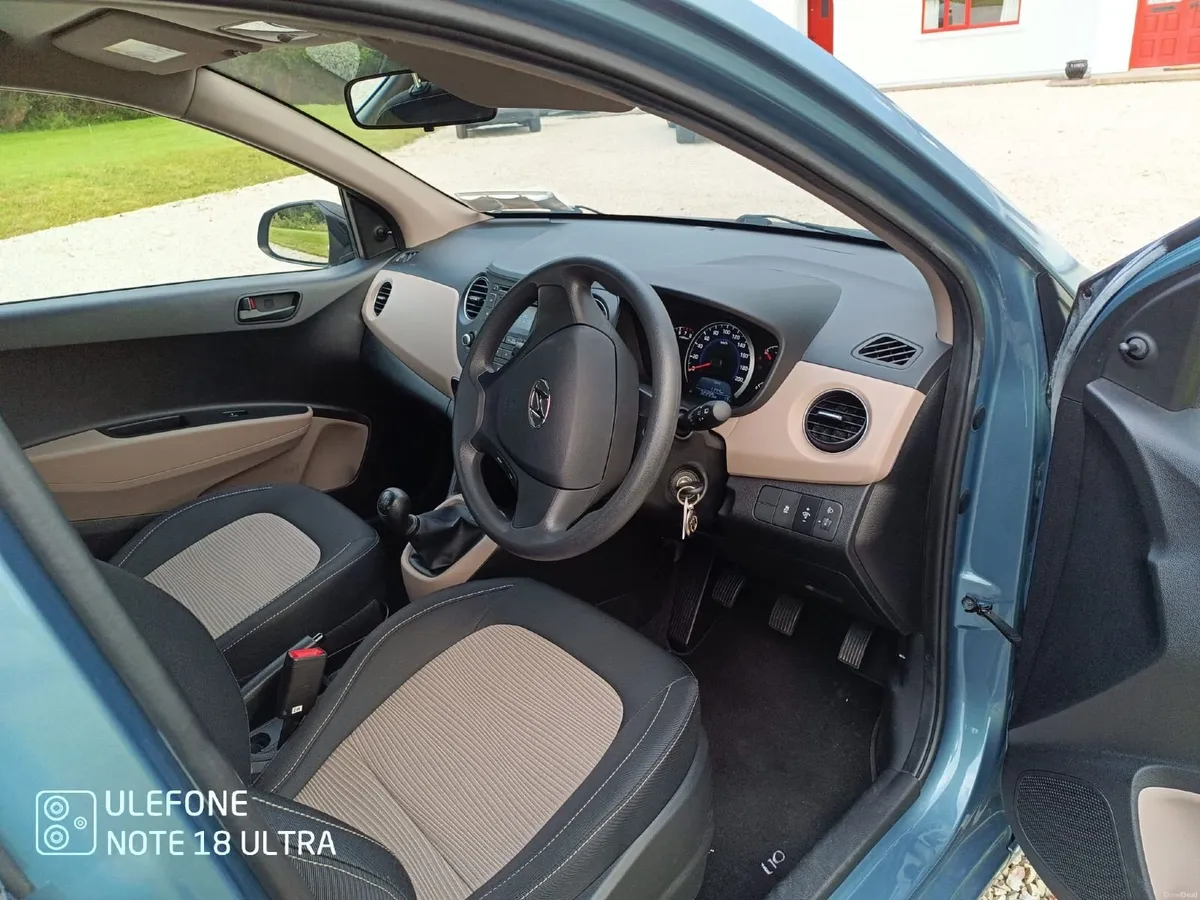 Hyundai i10 Classic.  Less than 33,000Km. - Image 4