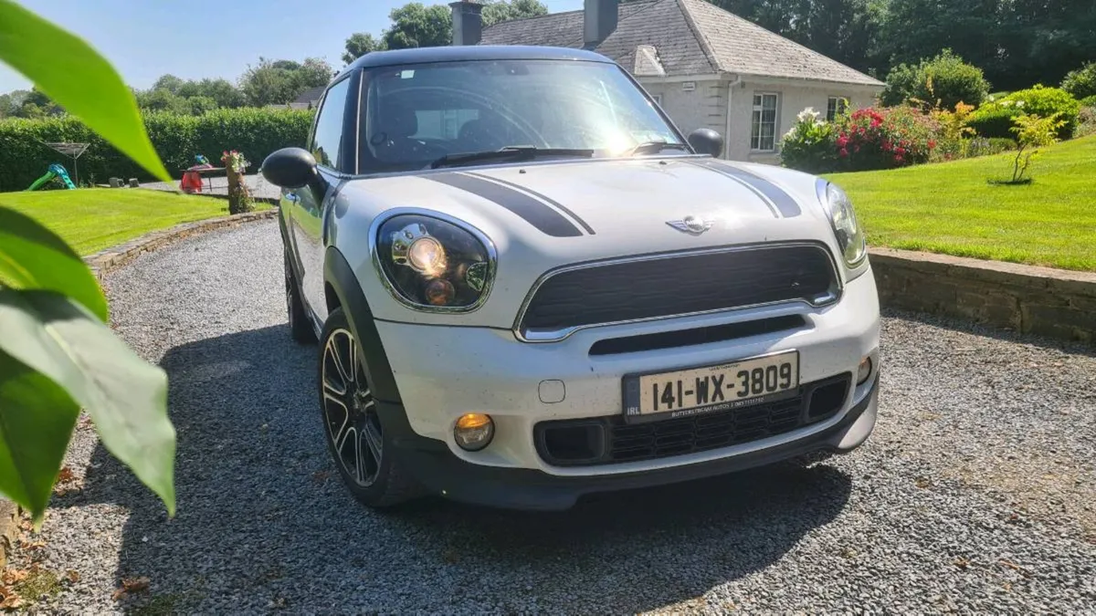 Mini Paceman 2.OL SD ALL4 JCW *Rare Car* - Image 4