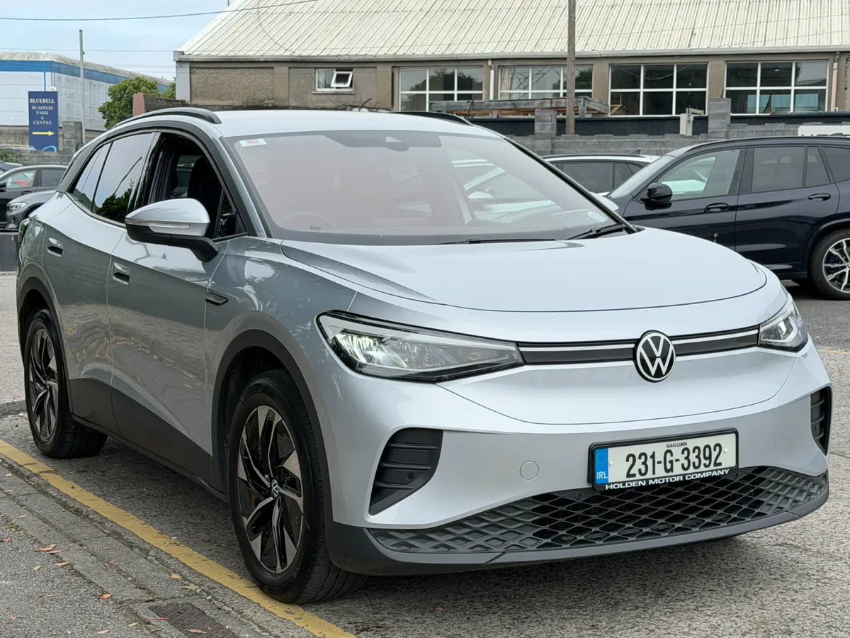 2023 Volkswagen ID.4 PURE. 52KWH. 2 KEYS - Image 6