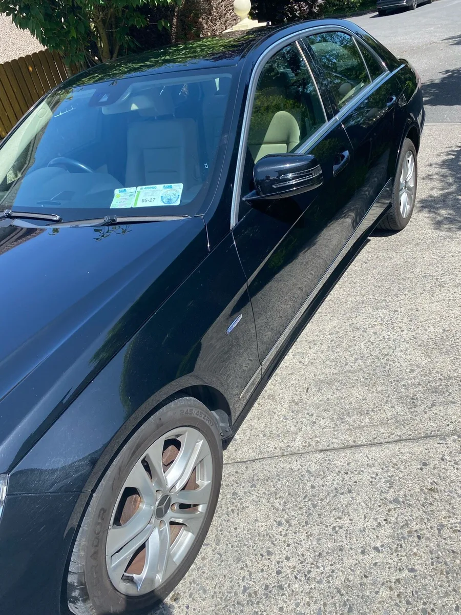 Mercedes E Class 200 cdi blue efficiency - Image 2
