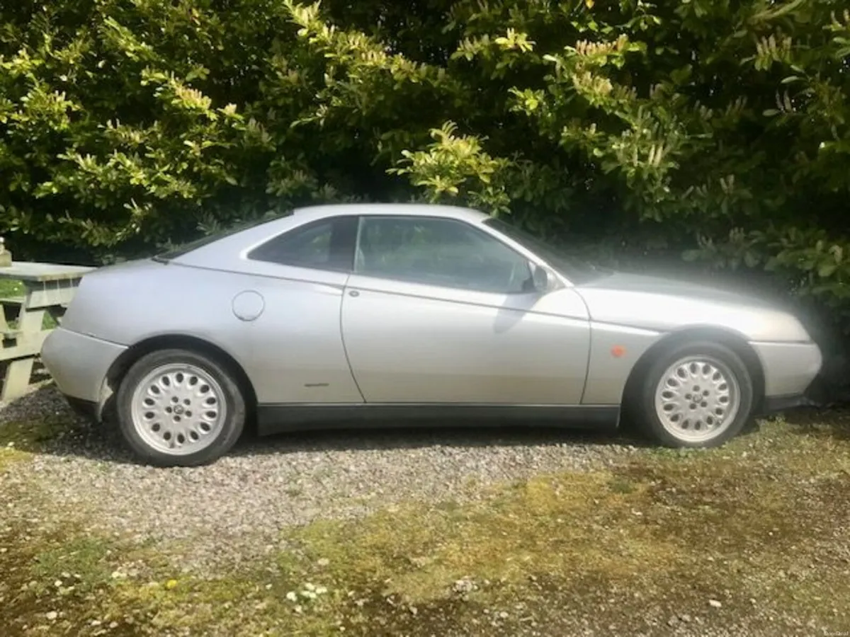 Alfa Romeo GTV 916 - Image 1