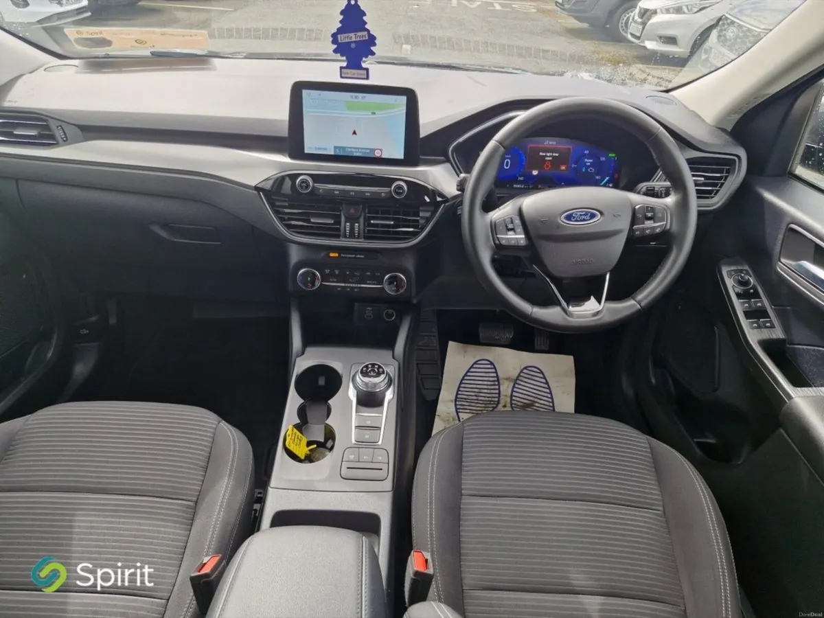 Ford Kuga 2.5 Duratec 225PS PHEV Titanium Auto - Image 4