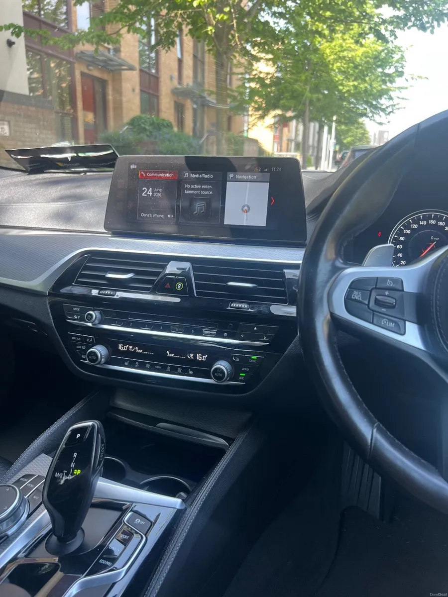BMW 5-Series 2018 M SPORT - Image 4