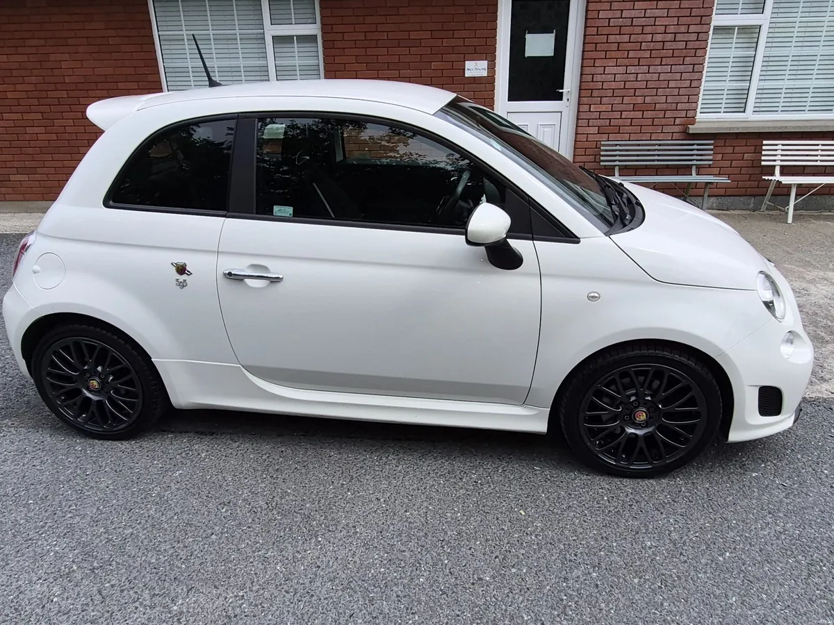 Abarth 595 2016 - Image 1