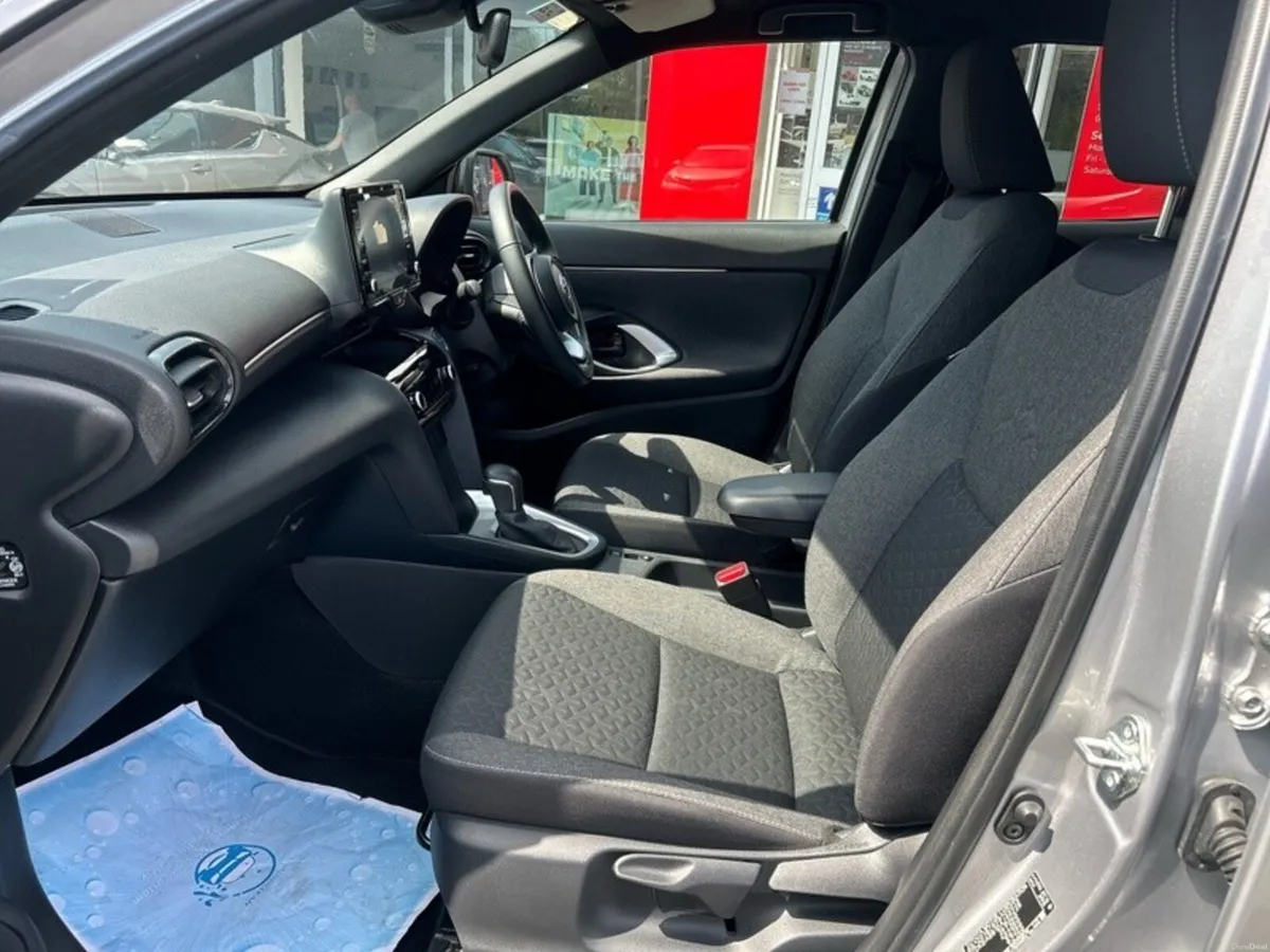Toyota Yaris Cross LUNA SPORT - Image 6