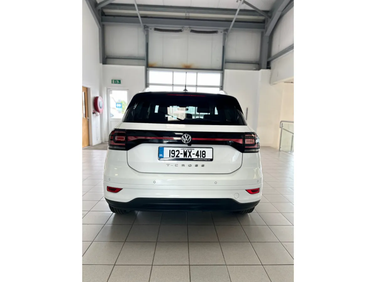 Volkswagen T-Cross R-LINE 1.0 TSI MANUAL 6SPEED FW - Image 3