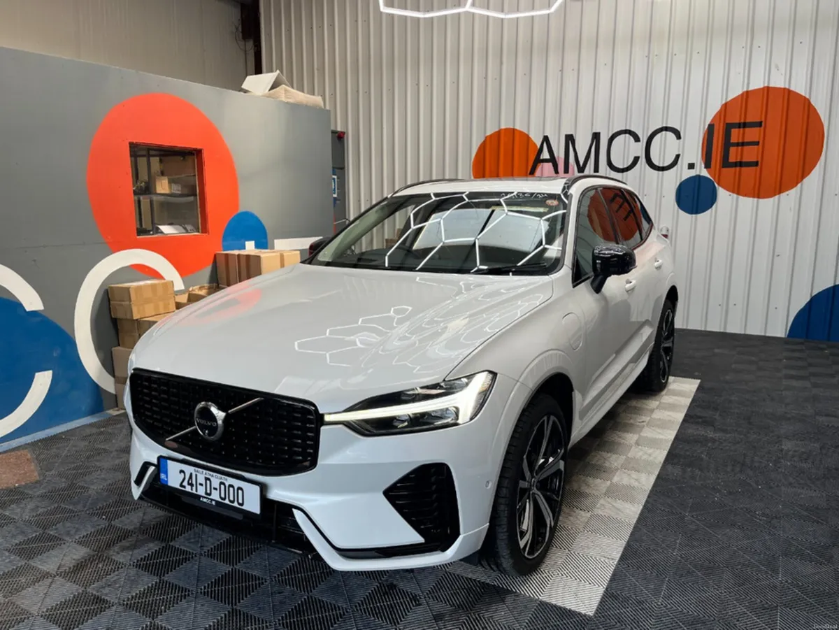 Volvo XC60 2024 VOLVO XC60 RECHARGE T6 PLUG-IN 2.0 - Image 5