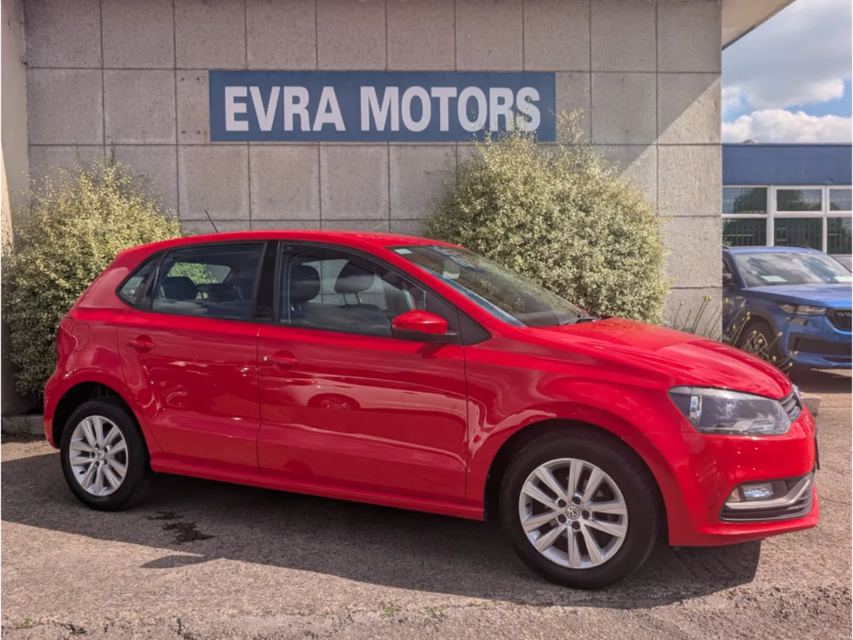 Volkswagen Polo 1.0 PETROL MANUAL - Image 3