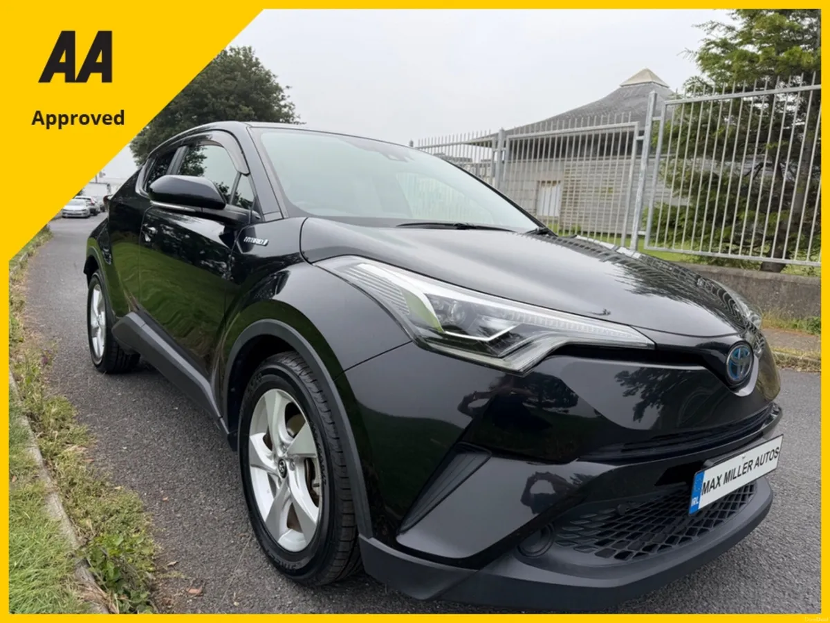 Toyota C-HR 1.8 Hybrid - Image 1