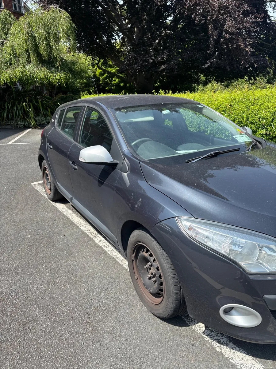 Renault Megane 2011 *Read Description* - Image 3