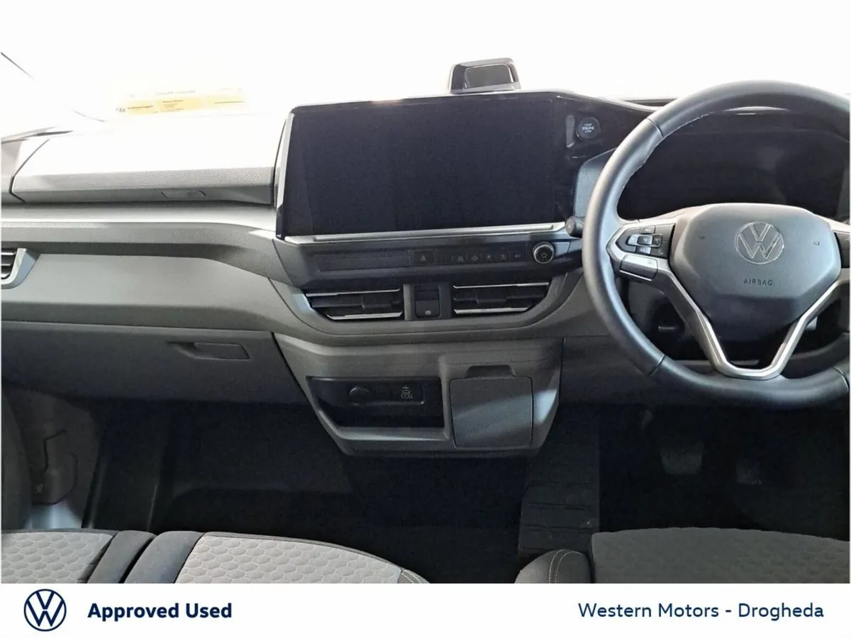 Volkswagen Caravelle 9 SEAT LIFE 2.5L PHEV 230BHP - Image 2