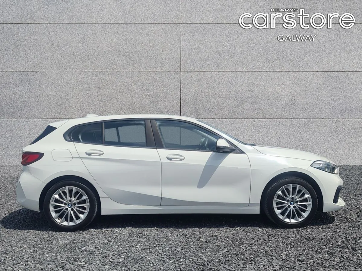 BMW 1-Series 118i SE - Image 2