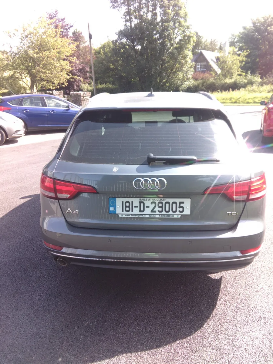Audi A4 2018 - Image 3