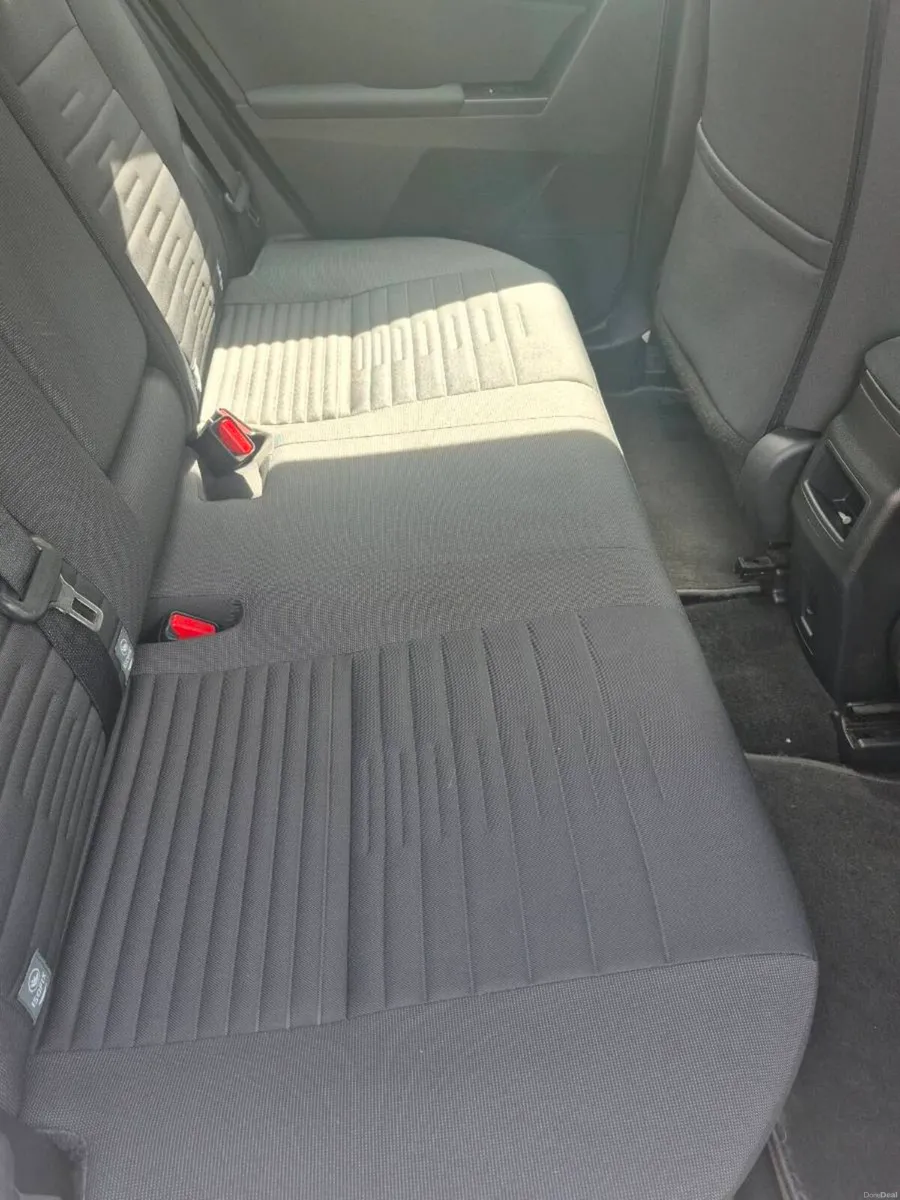 Toyota Auris Luna - Image 4