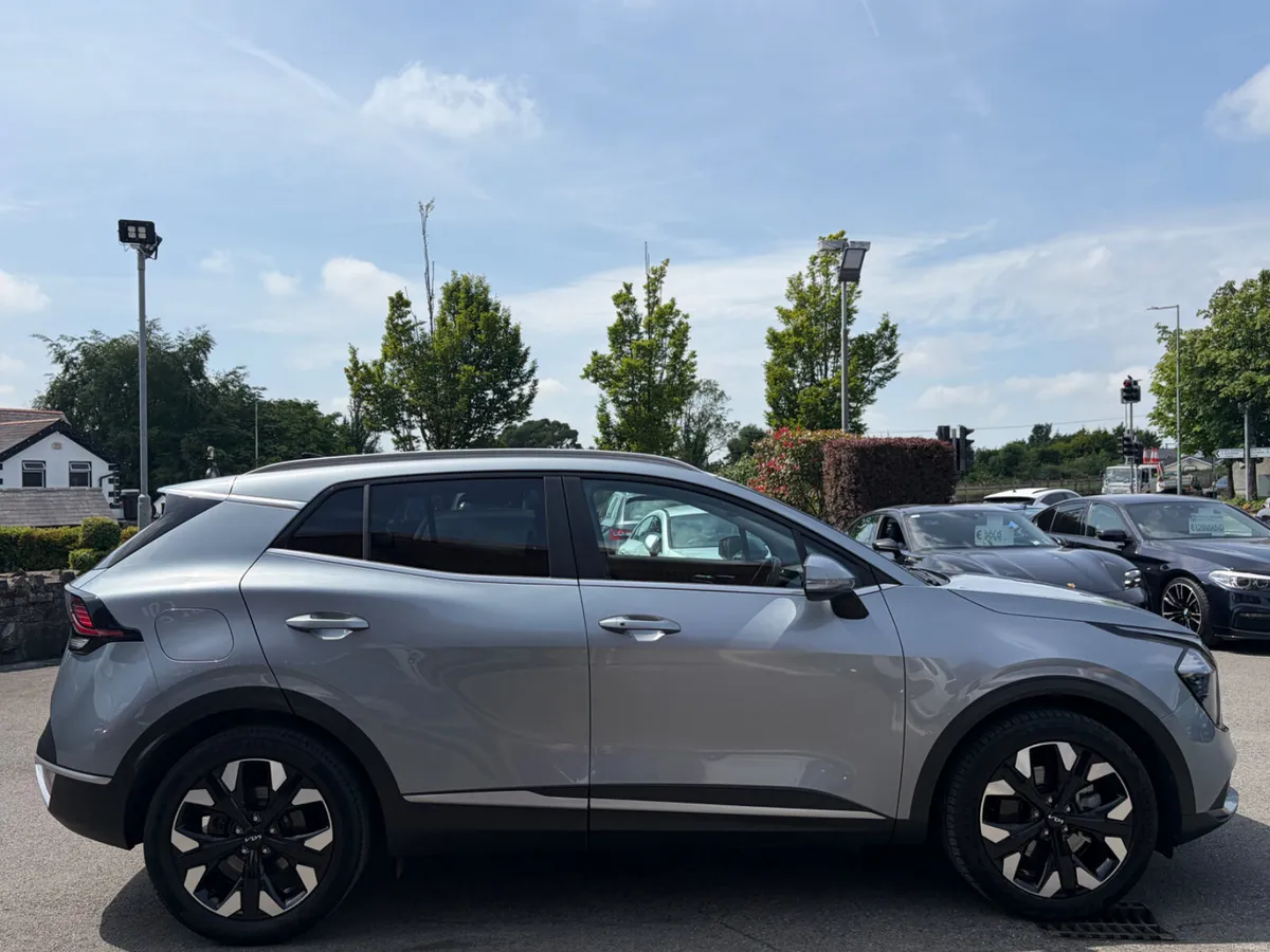 222 Kia Sportage K3 PHEV Auto *Low Kils* - Image 4
