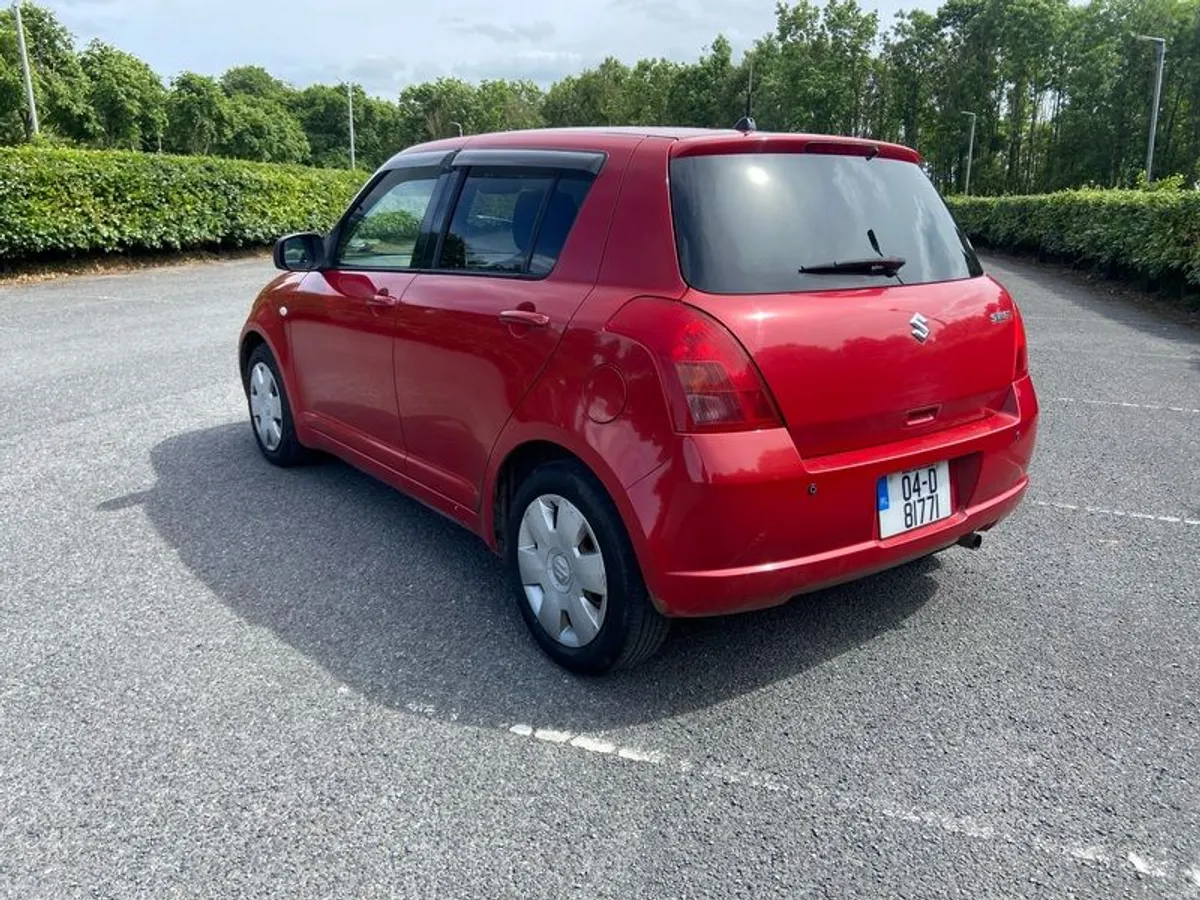 2004 Suzuki Swift 1.3 Auto - Image 2