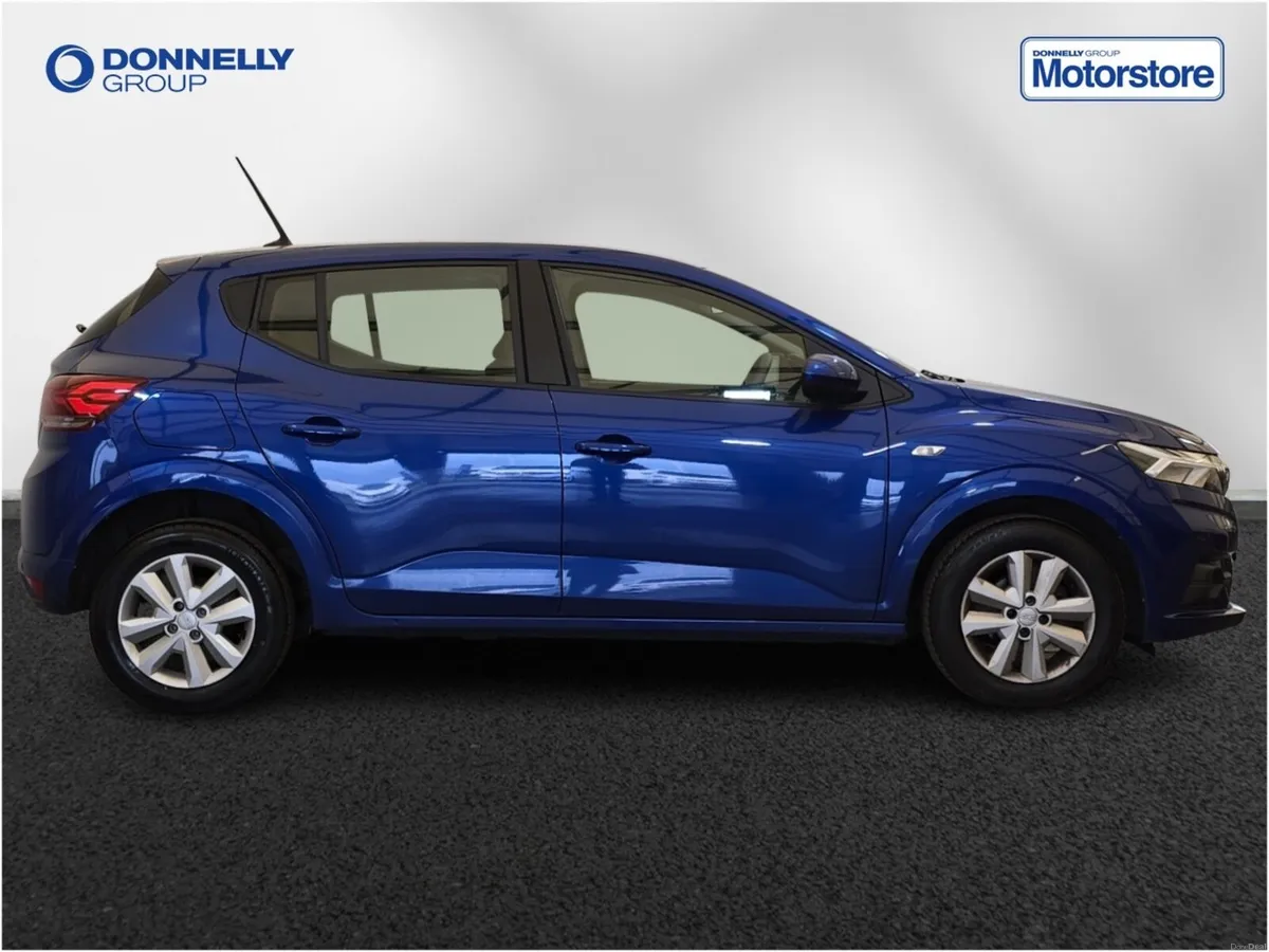 Dacia Sandero Hatchback Expression - Image 3