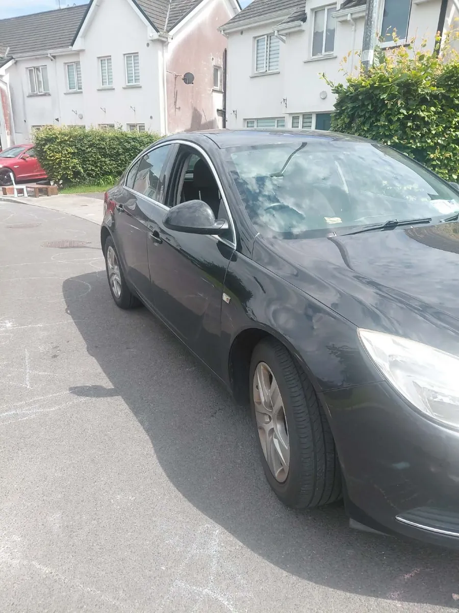 Vauxhall Insignia 2011 - Image 2