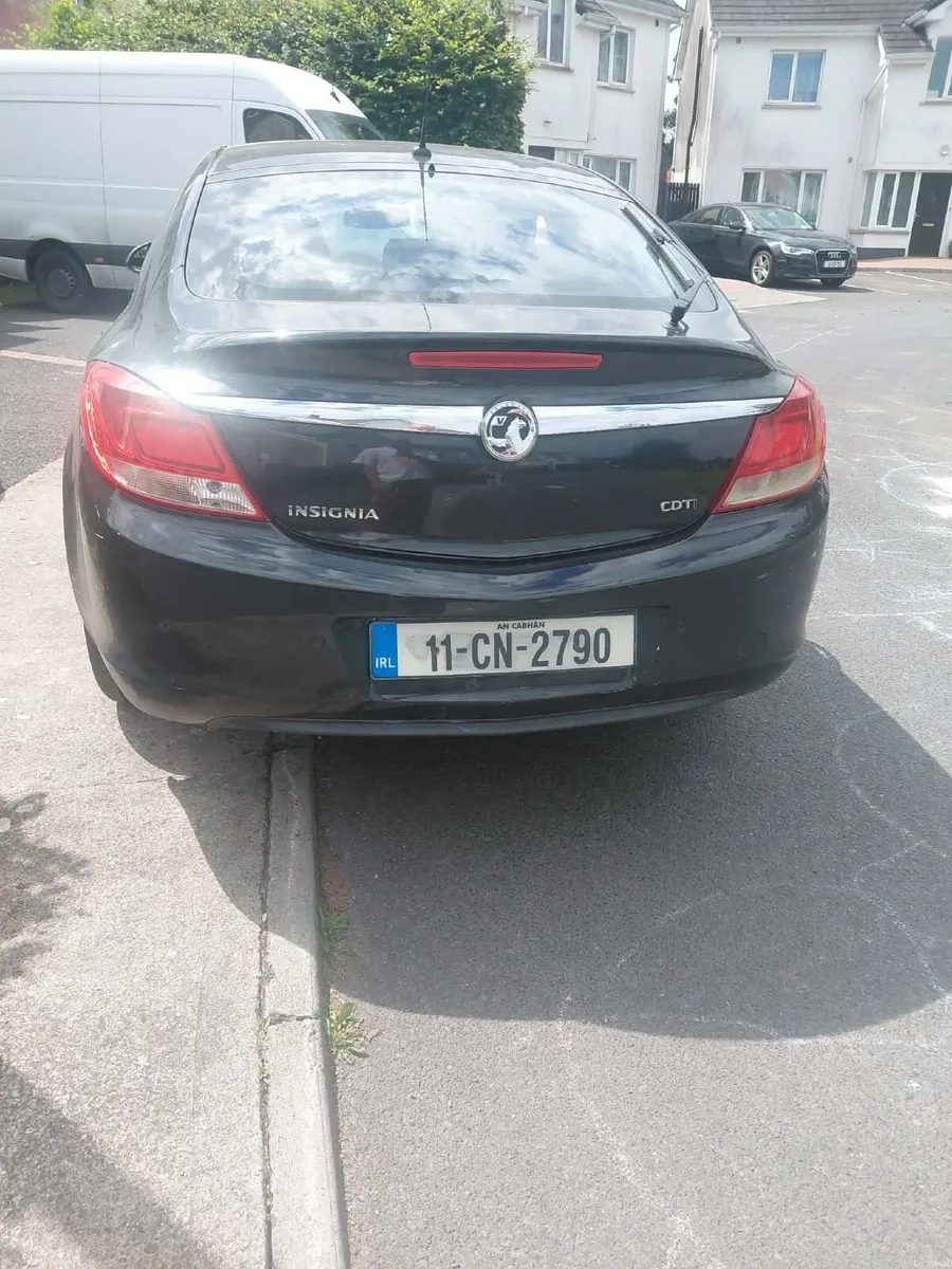Vauxhall Insignia 2011 - Image 3