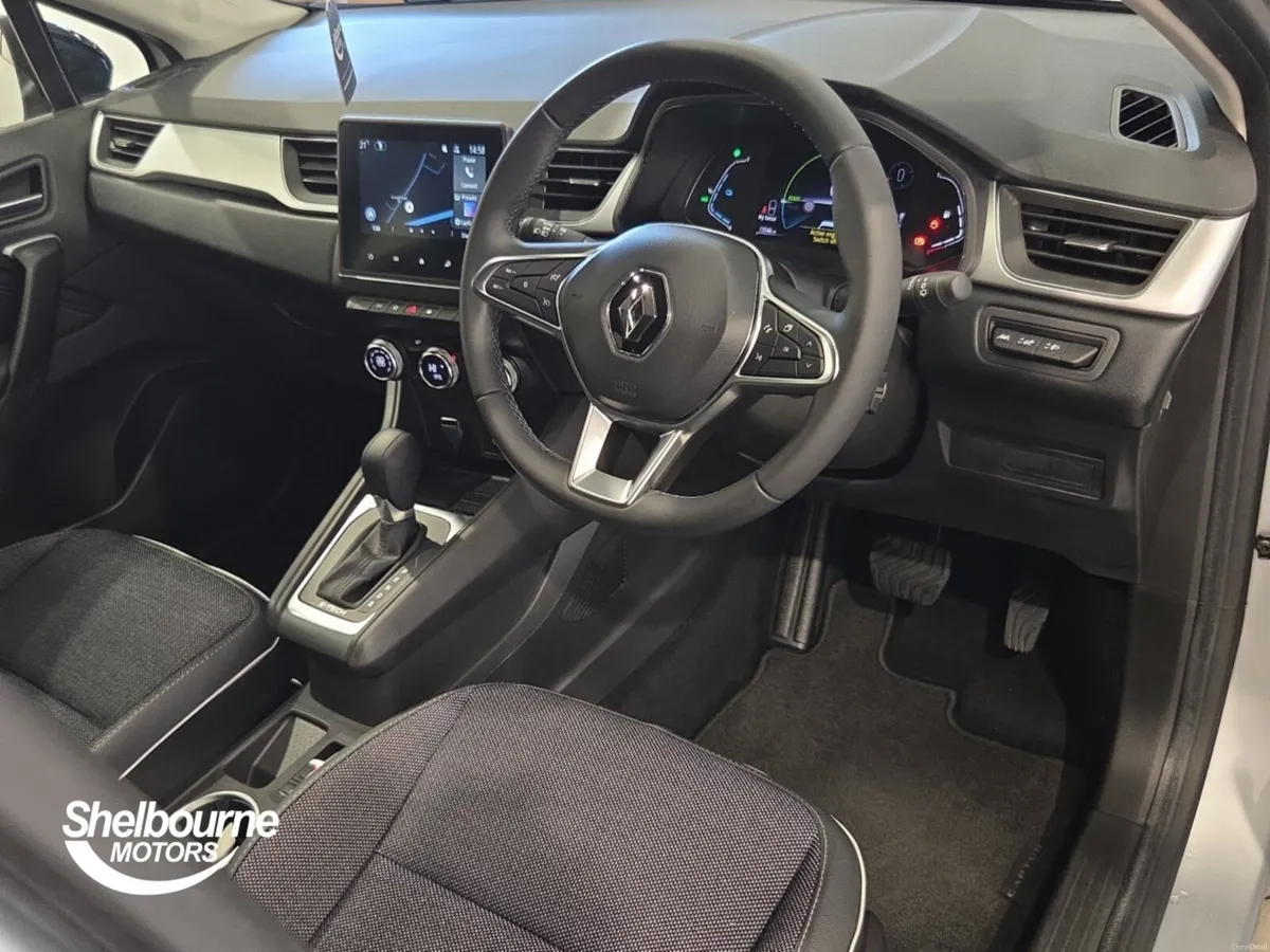 Renault Captur Hatchback Techno - Image 4