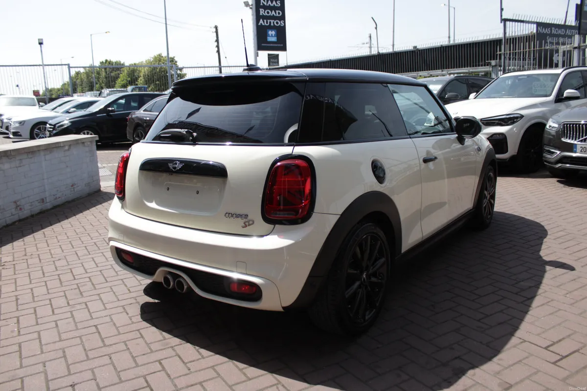 2018 MINI COOPER SD 2.0 3DR HATCHBACK AUTO - Image 4