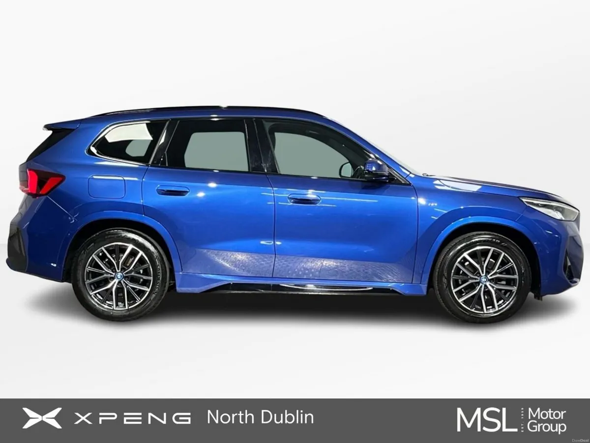 BMW iX1 M-Sport eDrive20 204BHP - Reversing Camera - Image 5