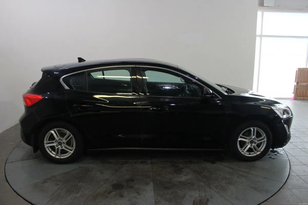 Ford Focus 1.0 EcoBoost 125PS Zetec - TENDER 45 - Image 3