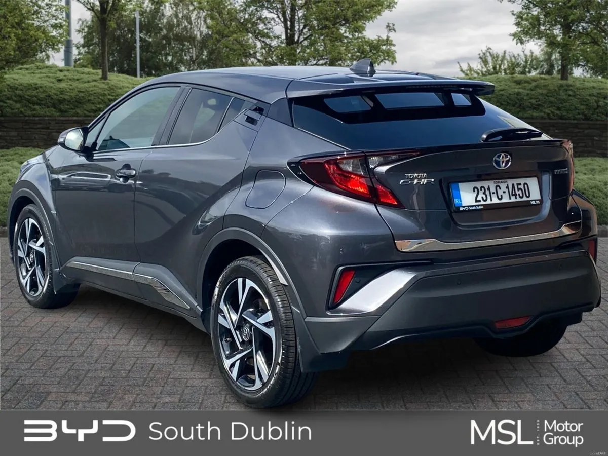 Toyota C-HR 1.8 HYBRID SPORT - Image 4
