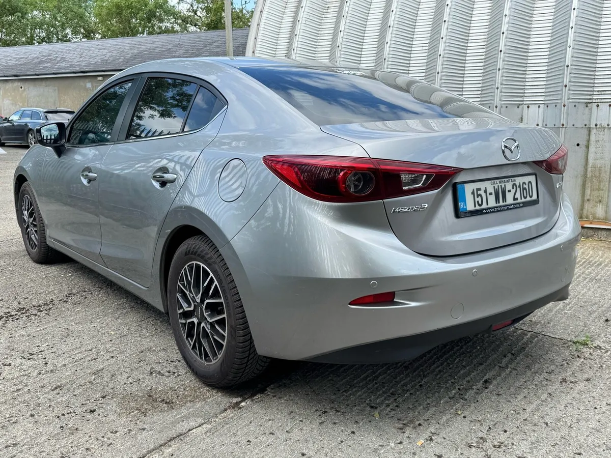 MAZDA 3 - Image 3