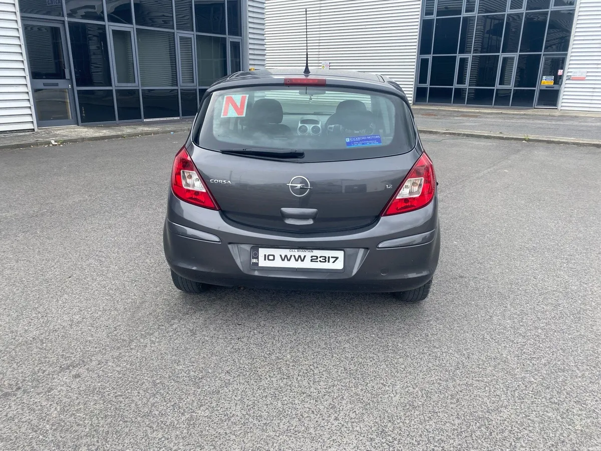 Car - Image 2