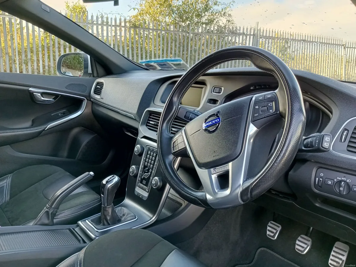 Volvo V40 2016 - Image 5