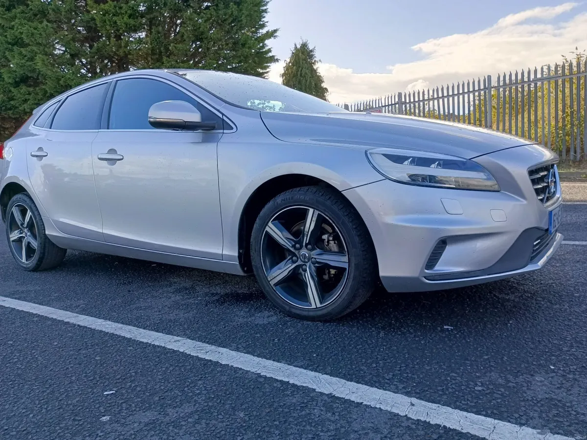 Volvo V40 2016 - Image 6