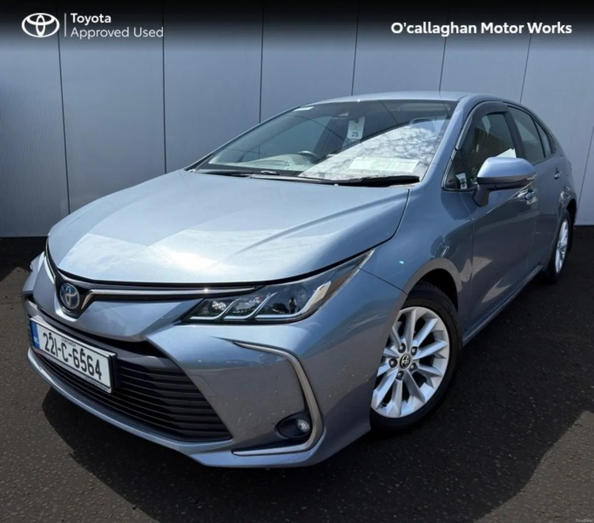Toyota Corolla LUNA 4DR AUTO HYBRID - Image 2