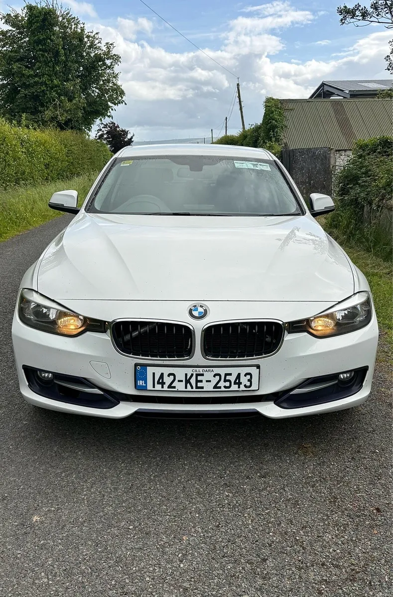 BMW 320D - Image 1