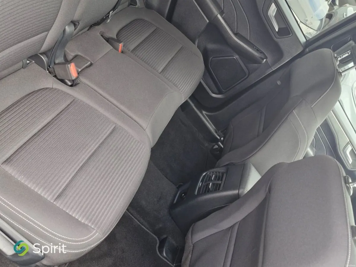 Ford Kuga 2.5 Duratec 225PS PHEV Titanium Auto - Image 5