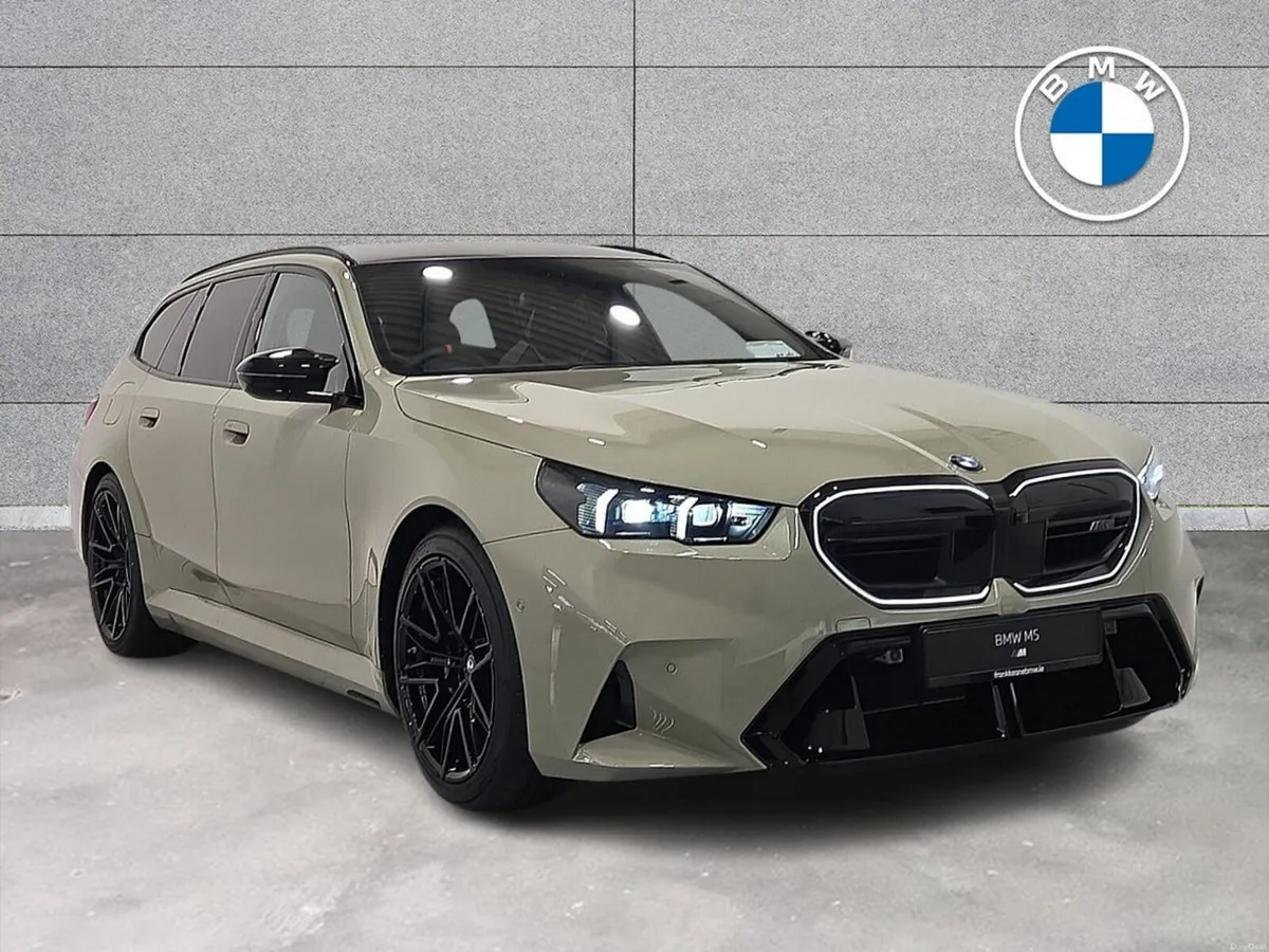 BMW M5 Touring - Image 1