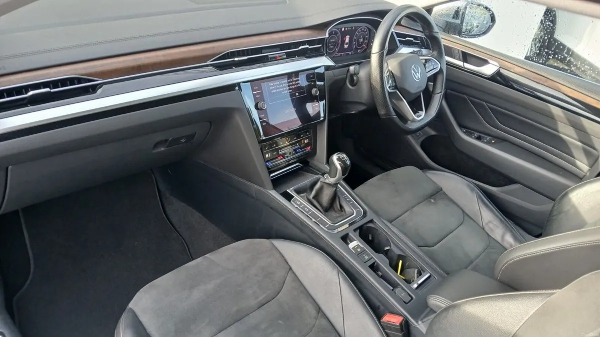 Volkswagen Arteon ELEGANCE 2.0TDI 150HP **APP CONN - Image 5